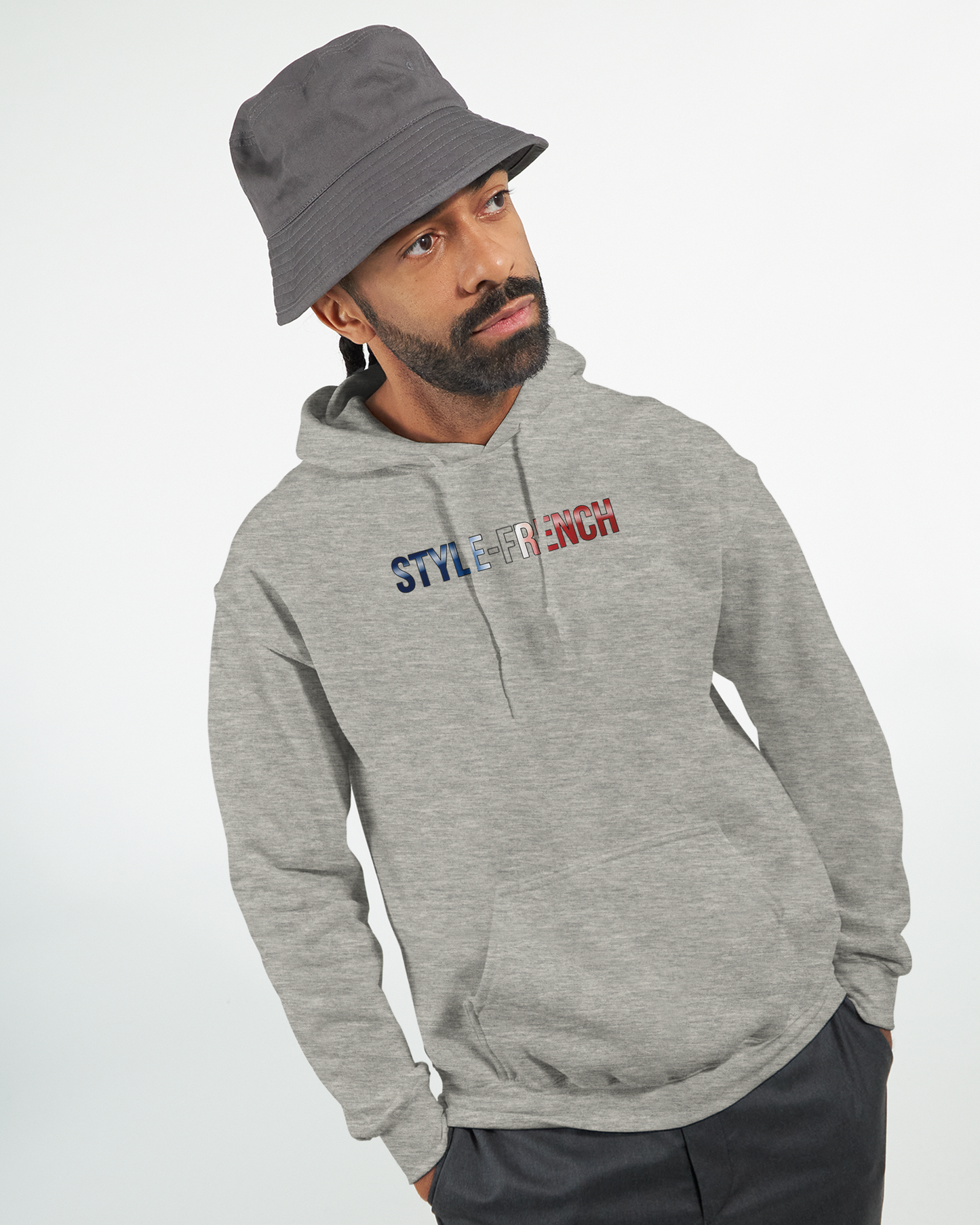 Klassischer französischer Hoodie "Chauvinistisch und stolz darauf, ein Mann zu sein" | Gildan® 18500