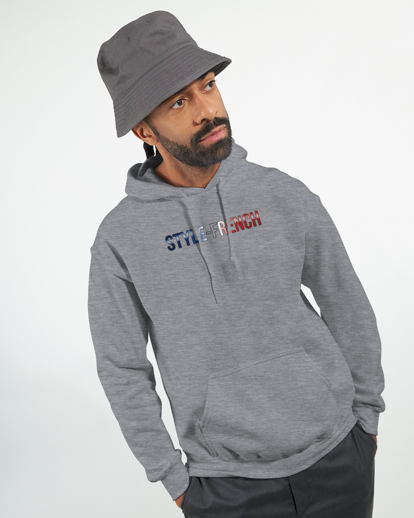 Klassischer französischer Hoodie "Chauvinistisch und stolz darauf, ein Mann zu sein" | Gildan® 18500
