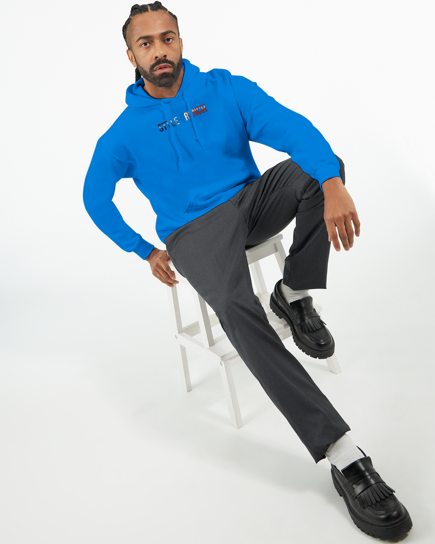 Klassischer französischer Hoodie "Chauvinistisch und stolz darauf, ein Mann zu sein" | Gildan® 18500