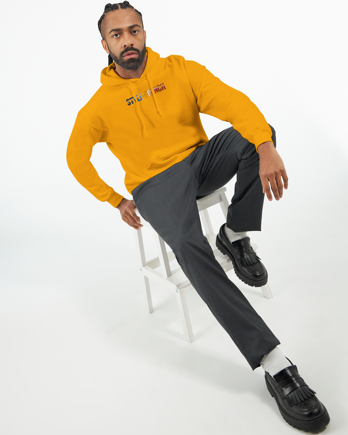 Klassischer französischer Hoodie "Chauvinistisch und stolz darauf, ein Mann zu sein" | Gildan® 18500