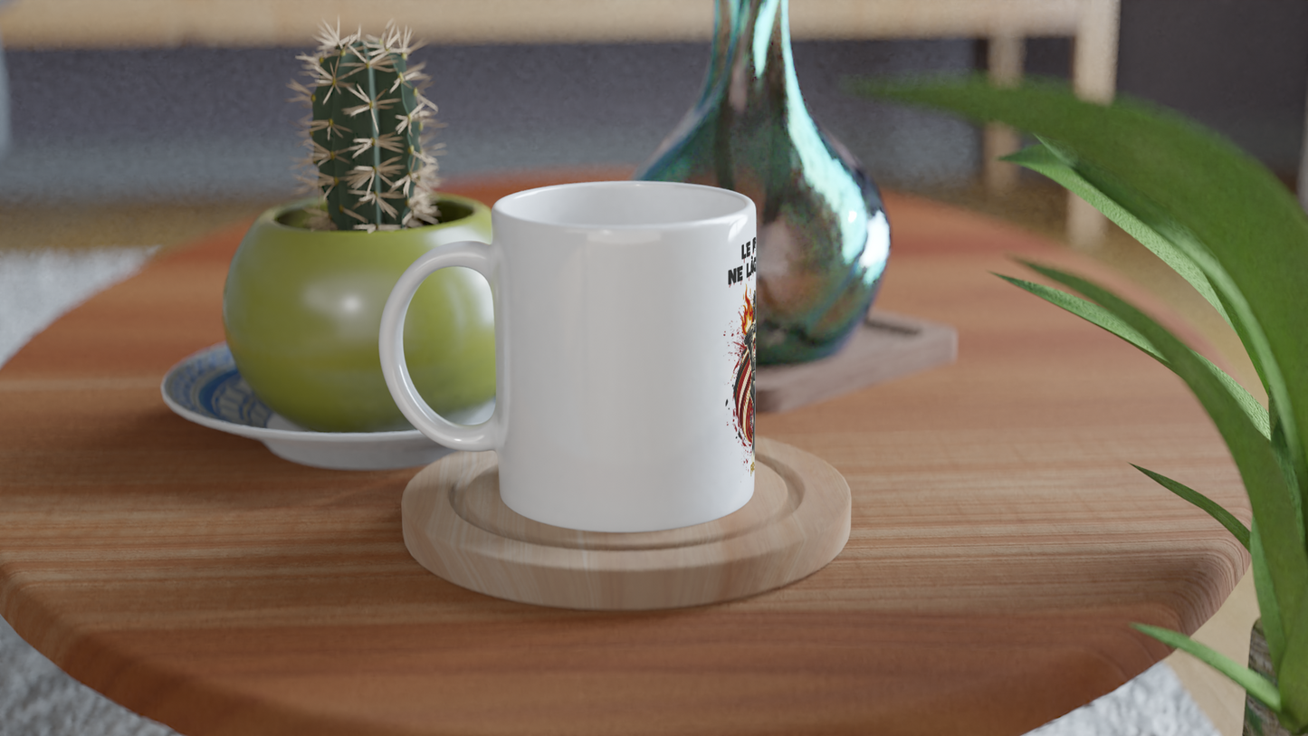 325ml (11oz) Ceramic Mug "le peuple lâche rien"