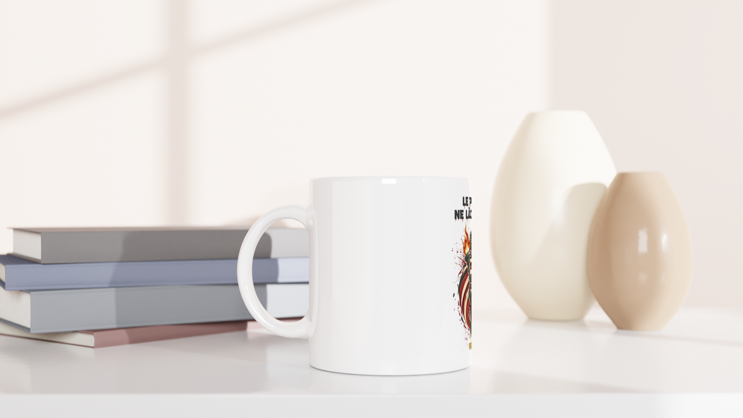 325ml (11oz) Ceramic Mug "le peuple lâche rien"